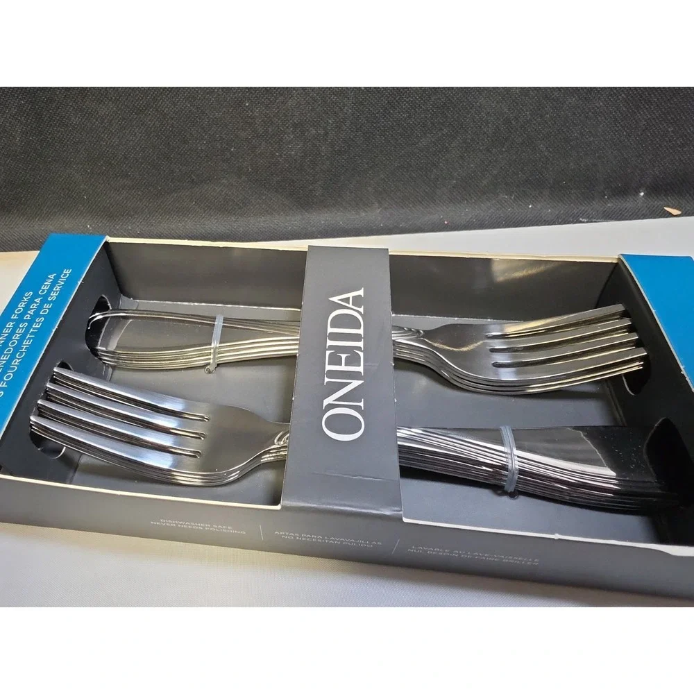 Oneida flatware set